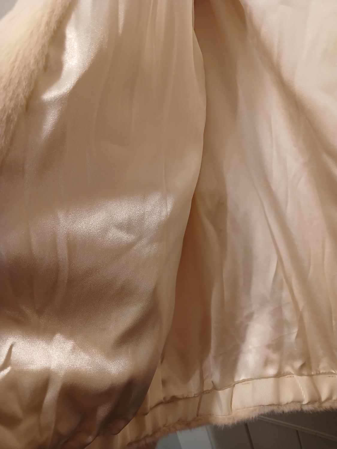 룸나인 정품 여성 후드 퍼자켓 66 사이즈 상품이미지3