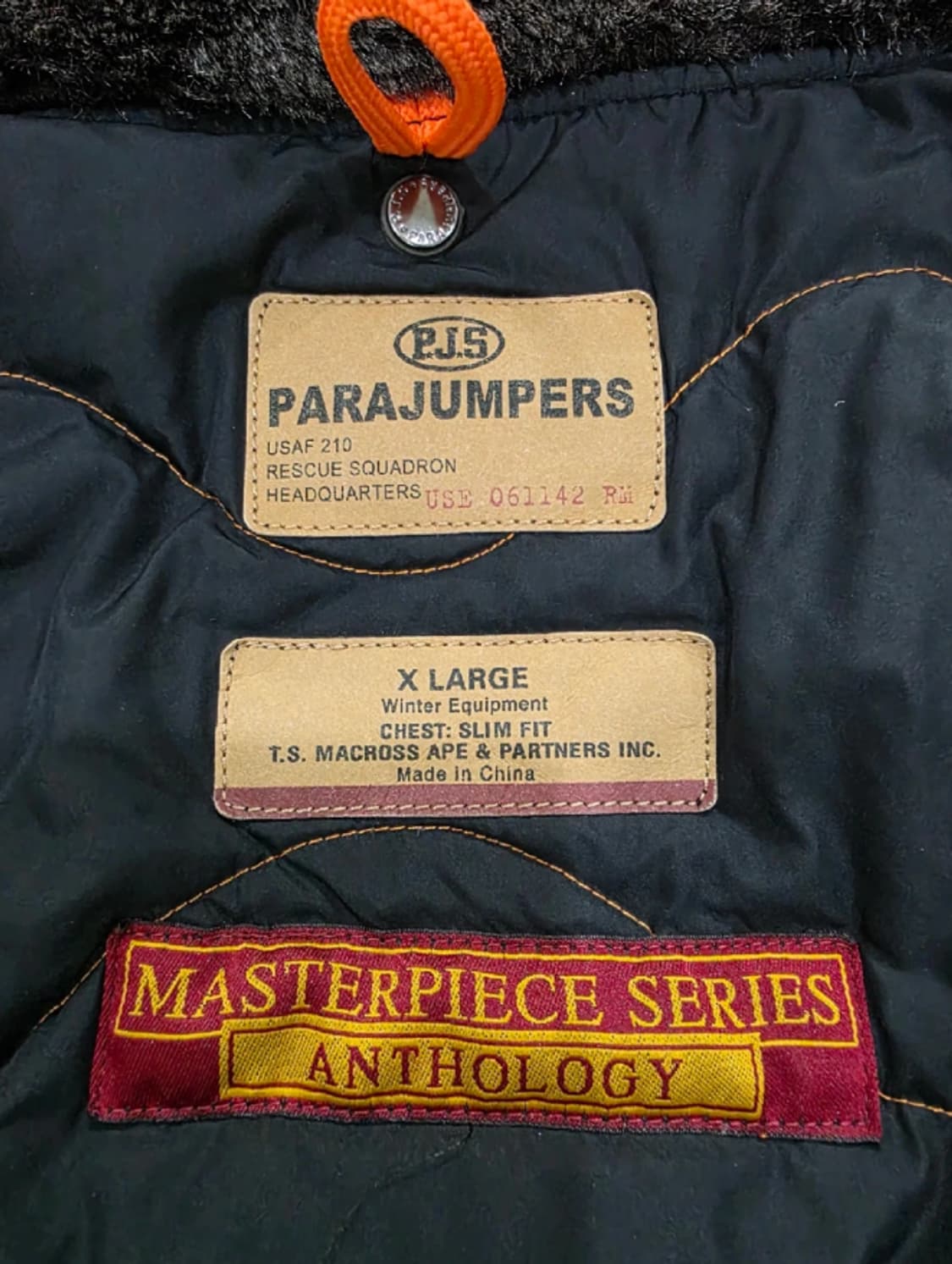 파라점퍼스 고피 마스터피스 패딩 FREE 상품이미지10