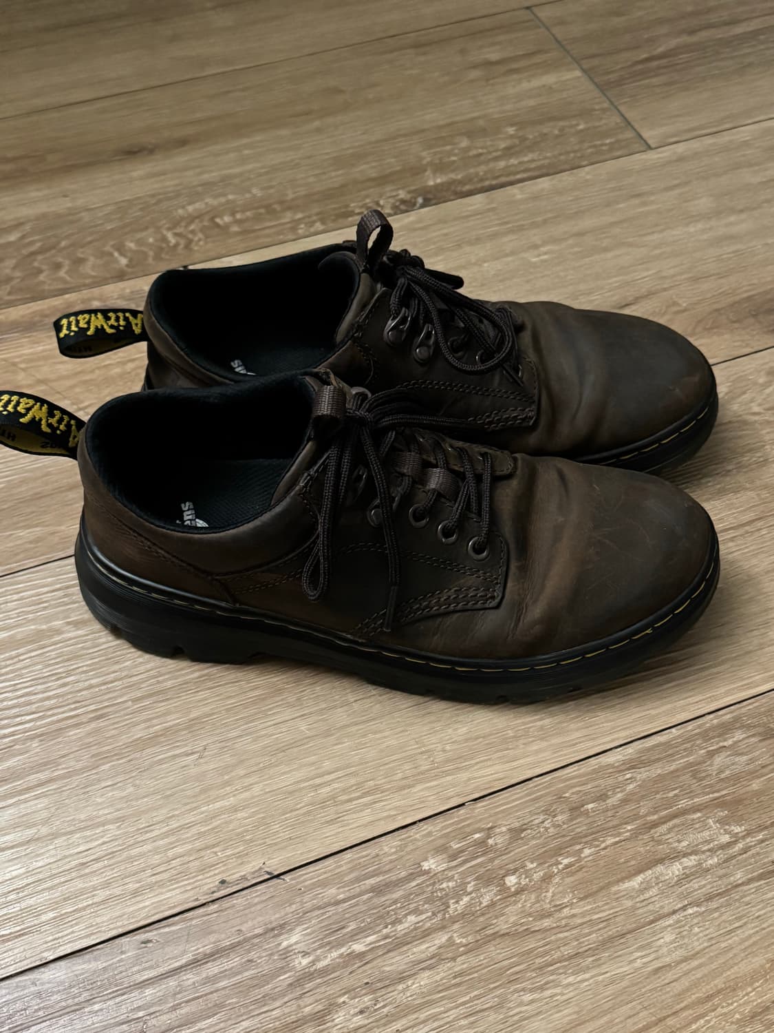 닥터마틴 리더 크레이지 호스 다크브라운 판매  상품이미지3