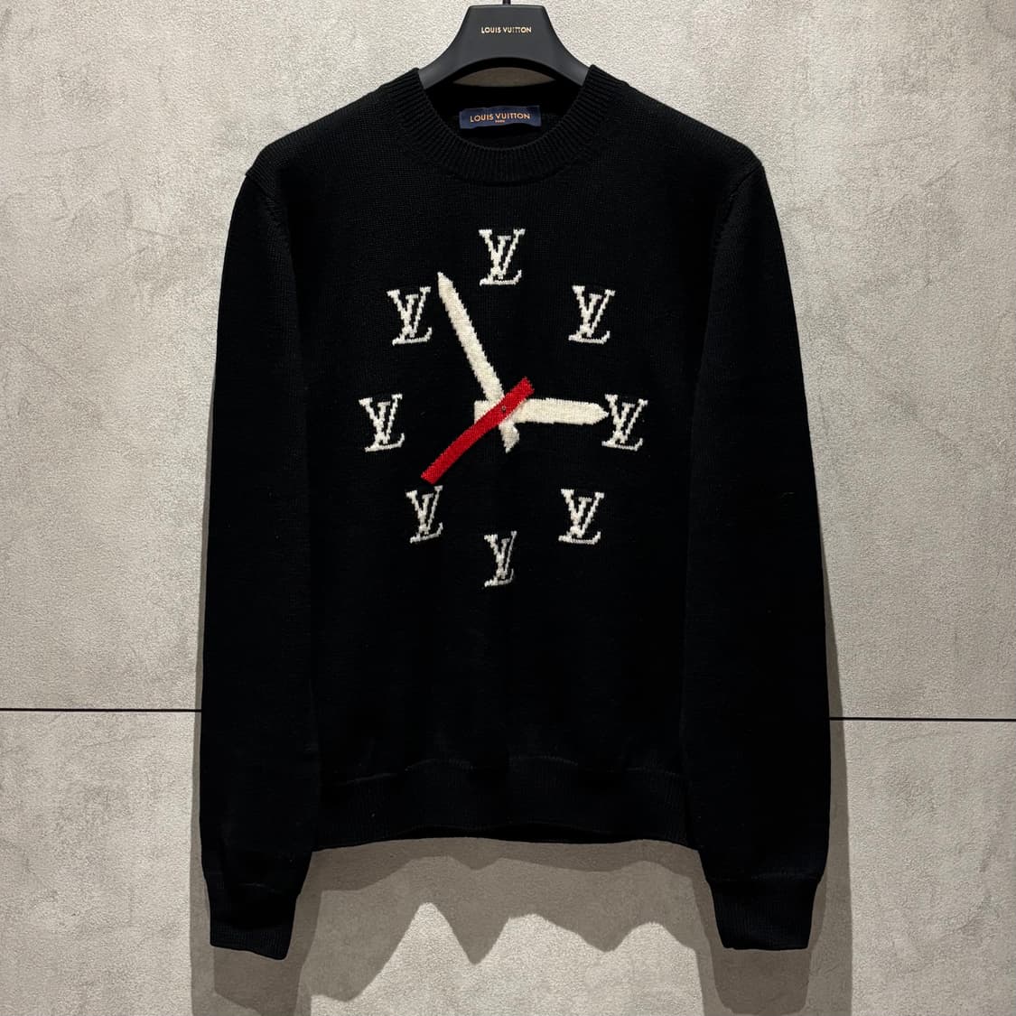 루이비통 인타르시아 클락 니트 M사이즈 상품이미지1