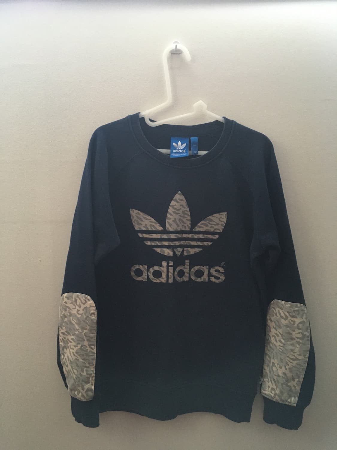 아디다스 레오파드 트레포일 맨투맨 95 상품이미지2