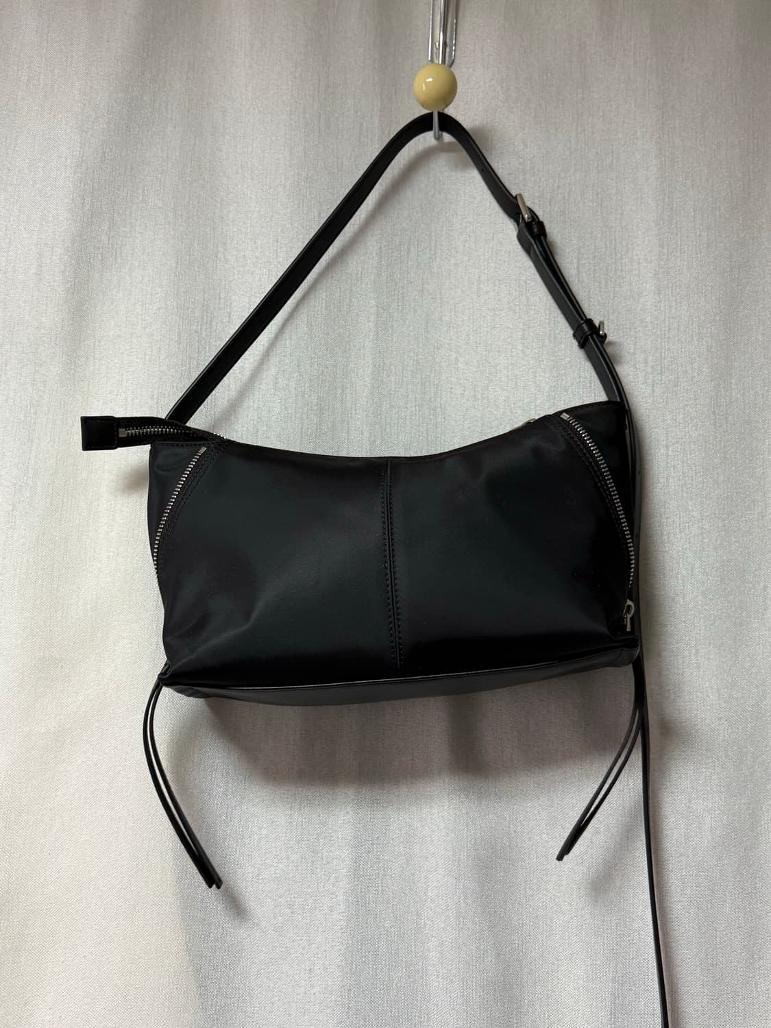 마뗑킴 사이드지퍼 패브릭 투웨이 백 가방 블랙 상품이미지4