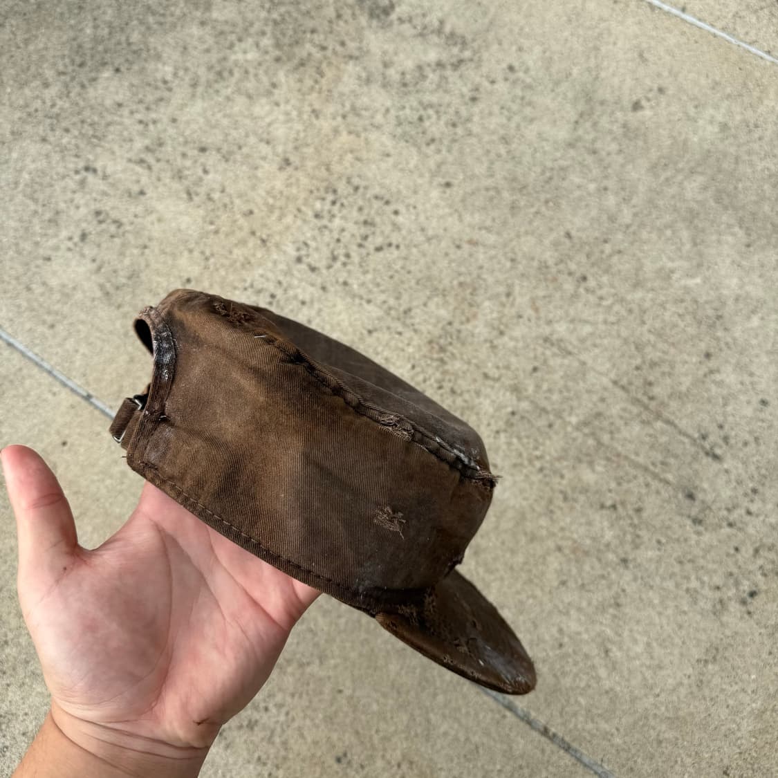 Custom brown Distressed pillbox cap  상품이미지3