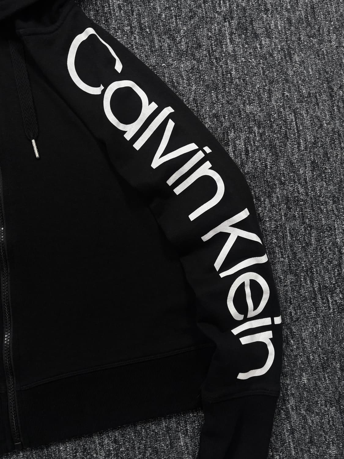 캘빈클라인 블랙 후드집업 상품이미지6