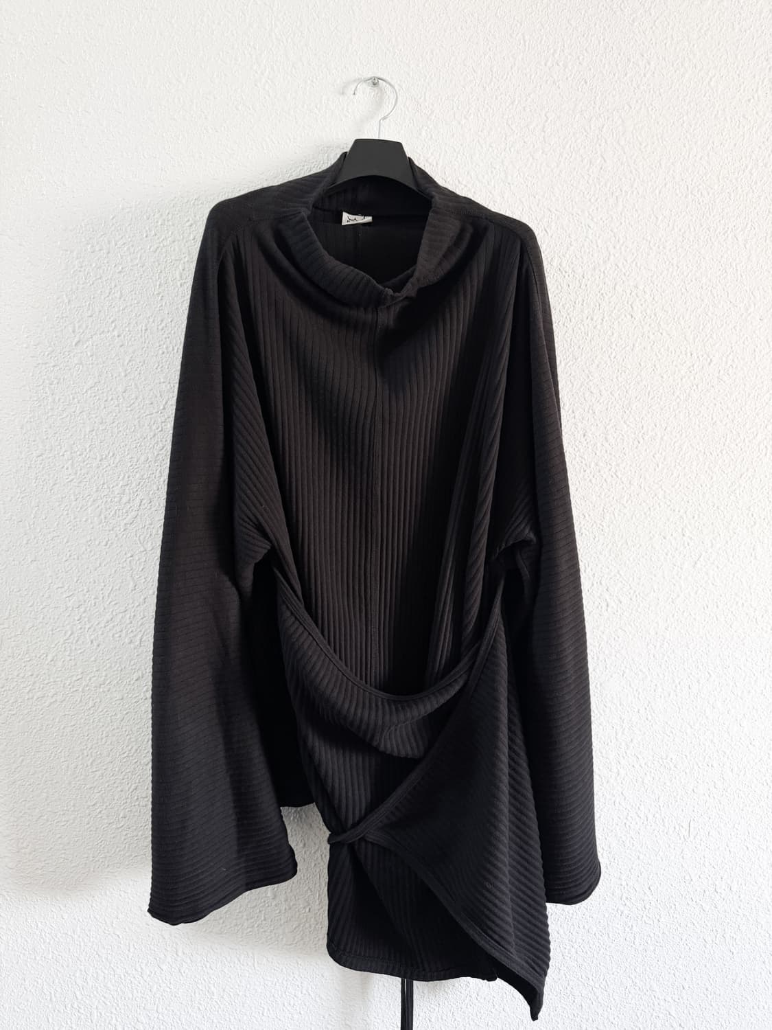 Shaw high neck 단종상품 / 사이즈 S  상품이미지1