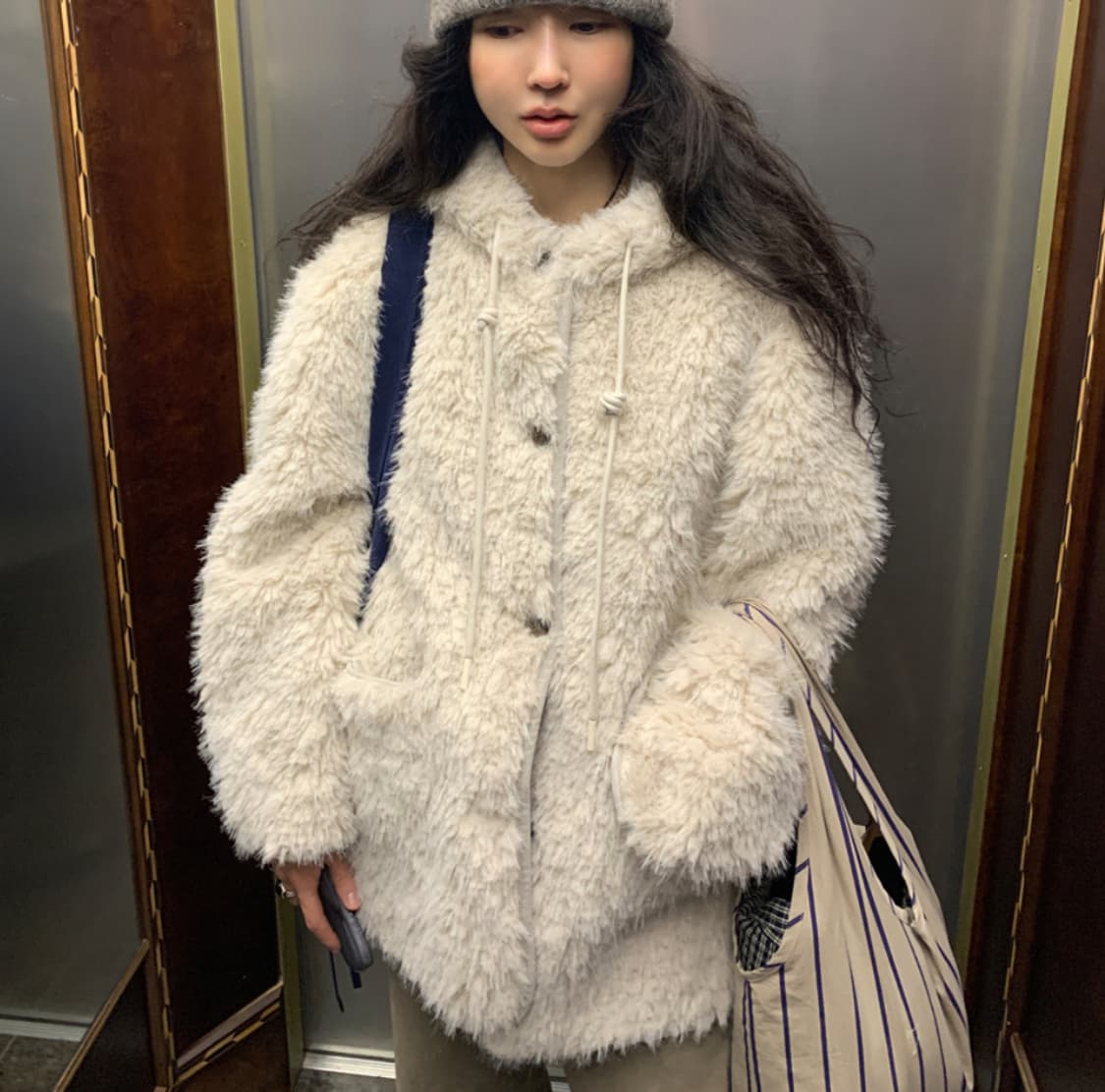 메이비베이비 퍼 코트 상품이미지1