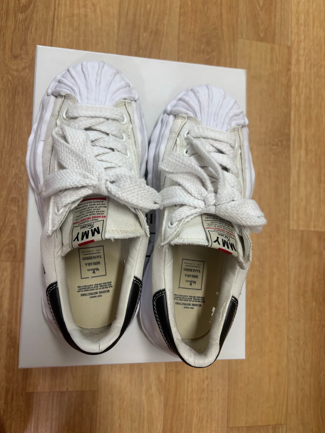 미하라야스히로 블레이키 화이트 40 판매합니다 상품이미지1