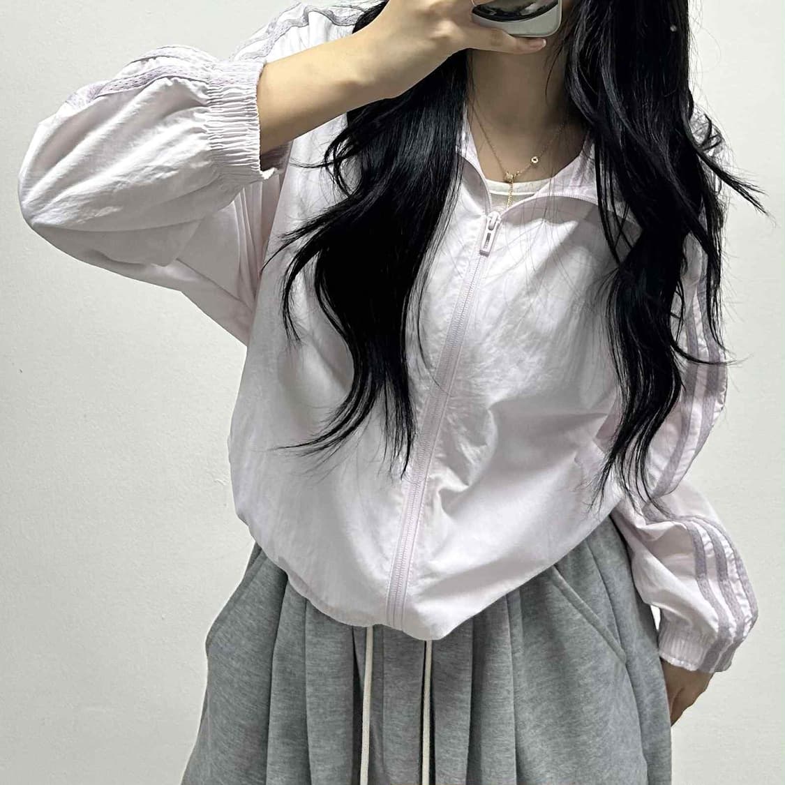 아디다스 라이트 퍼플 신형 걸즈 윈드브레이커 후드집업 희귀져지(XL) 상품이미지1