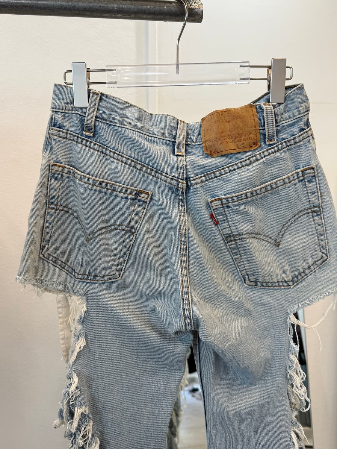 Levi’s 505 Ripped Denim Jeans 상품이미지3