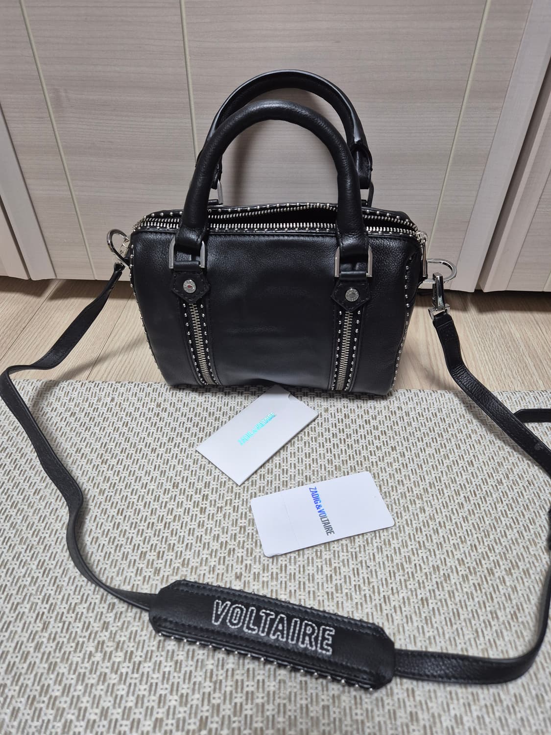 (새제품) 쟈딕앤볼테르 써니백 xs 스터드 크로스가방 상품이미지2