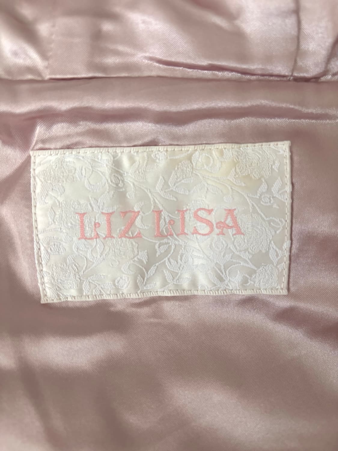 리즈리사 핑크 숏코트 상품이미지4