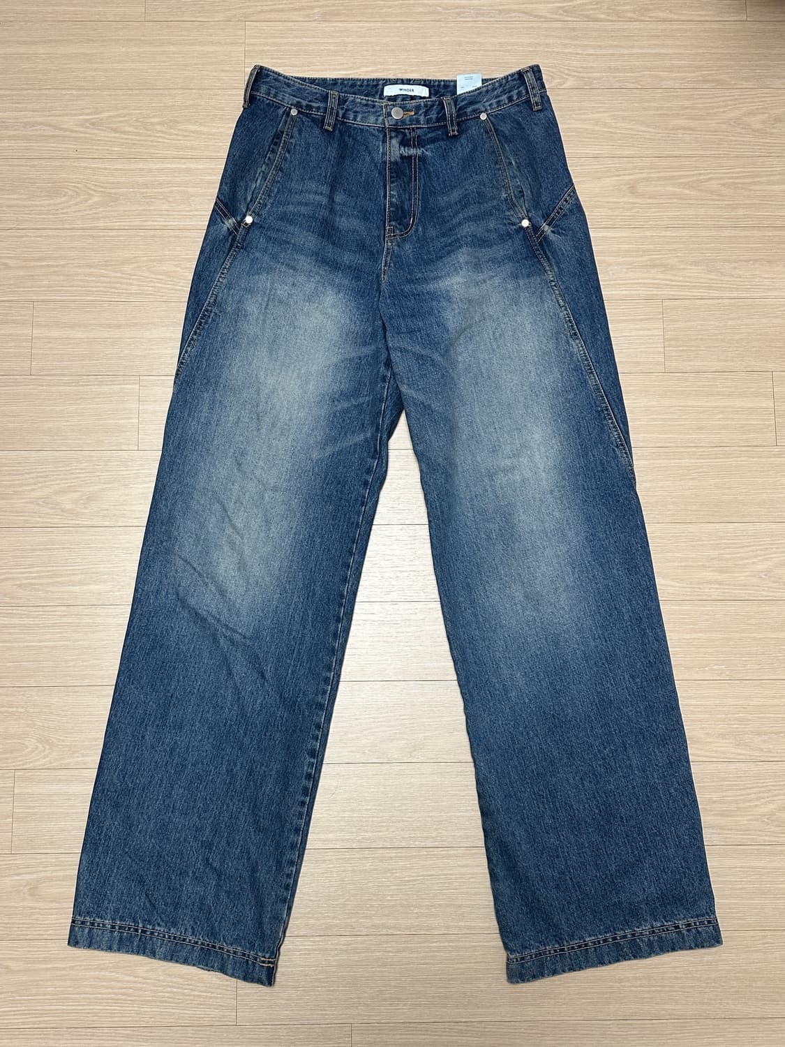 윈더 SLANTED RAW TURN-UP JEANS Deep Blue 상품이미지4