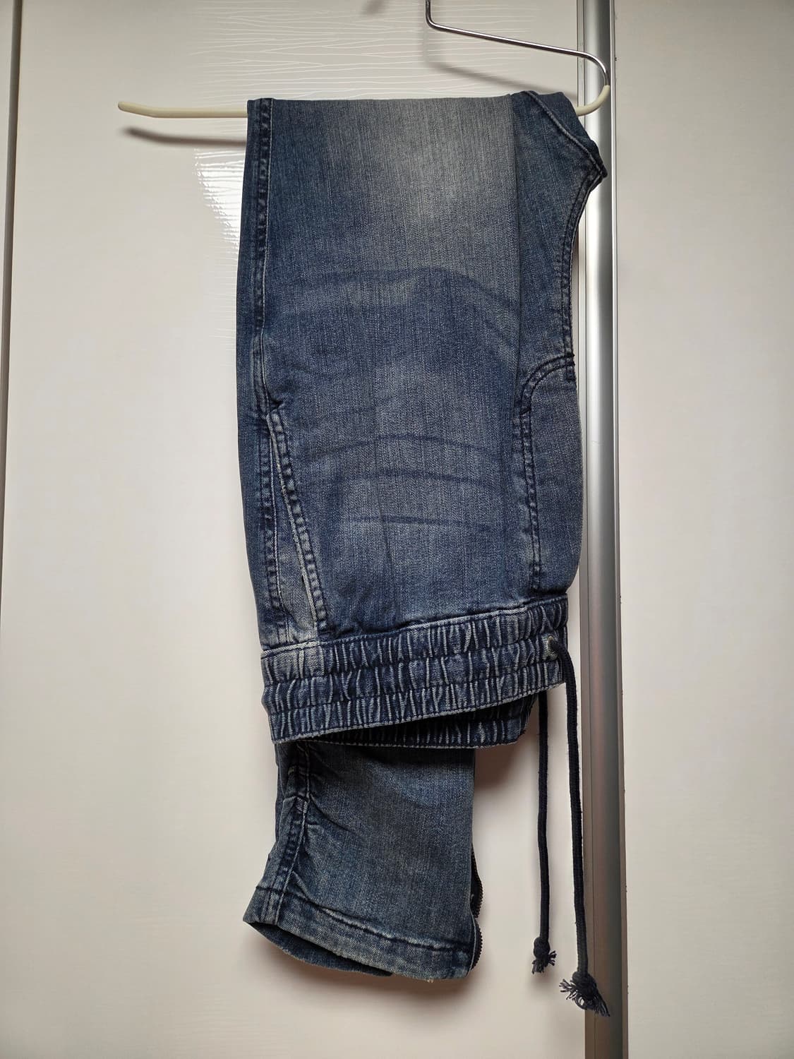 H&M 디바이디드 셔링 데님 조거팬츠 32사이즈 상품이미지4