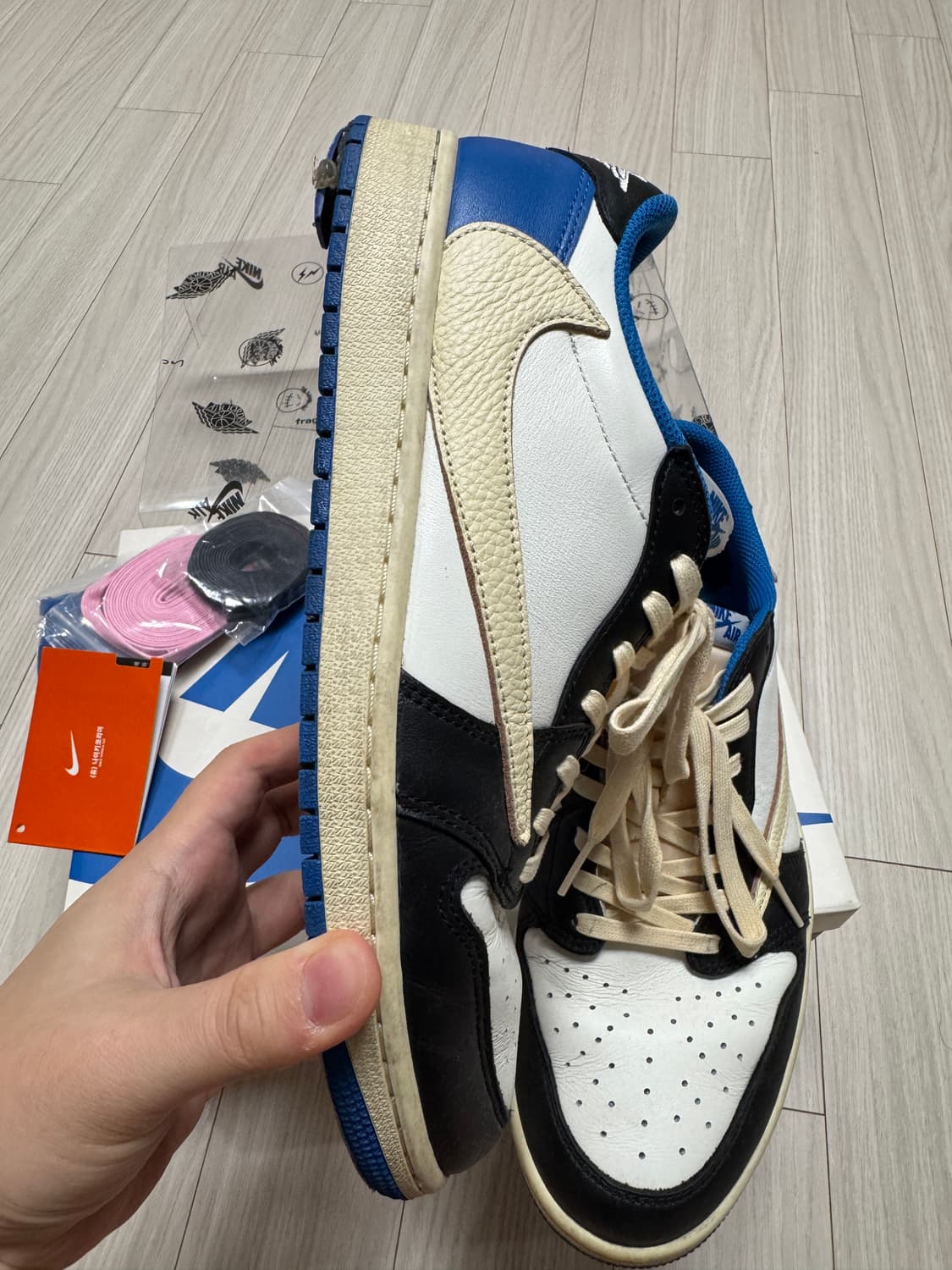 [285] 조던 1 x 트래비스 스캇 x 프라그먼트 조던 로우 상품이미지5