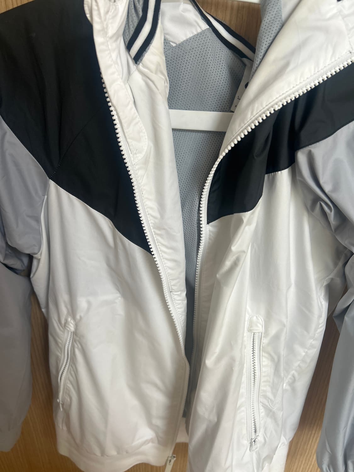 나이키 윈드러너 재킷 바람막이 상품이미지2