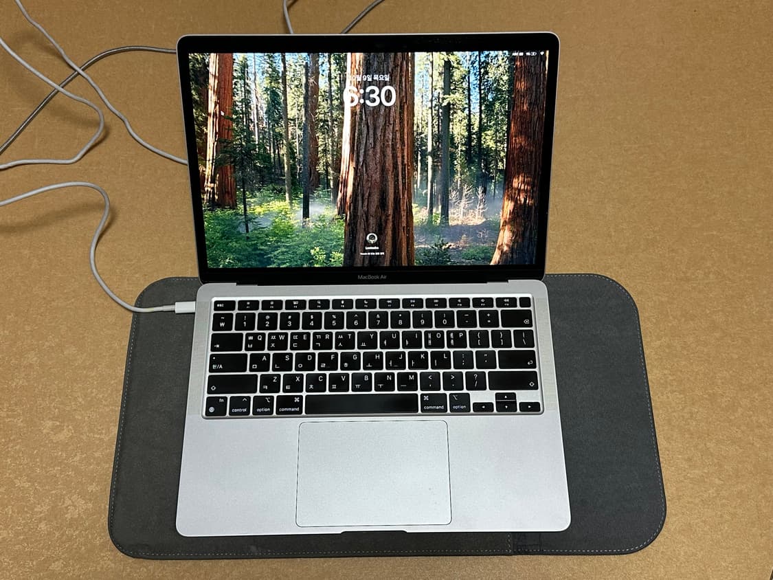 맥북에어 M1 실버 8gb 256gb 상품이미지1