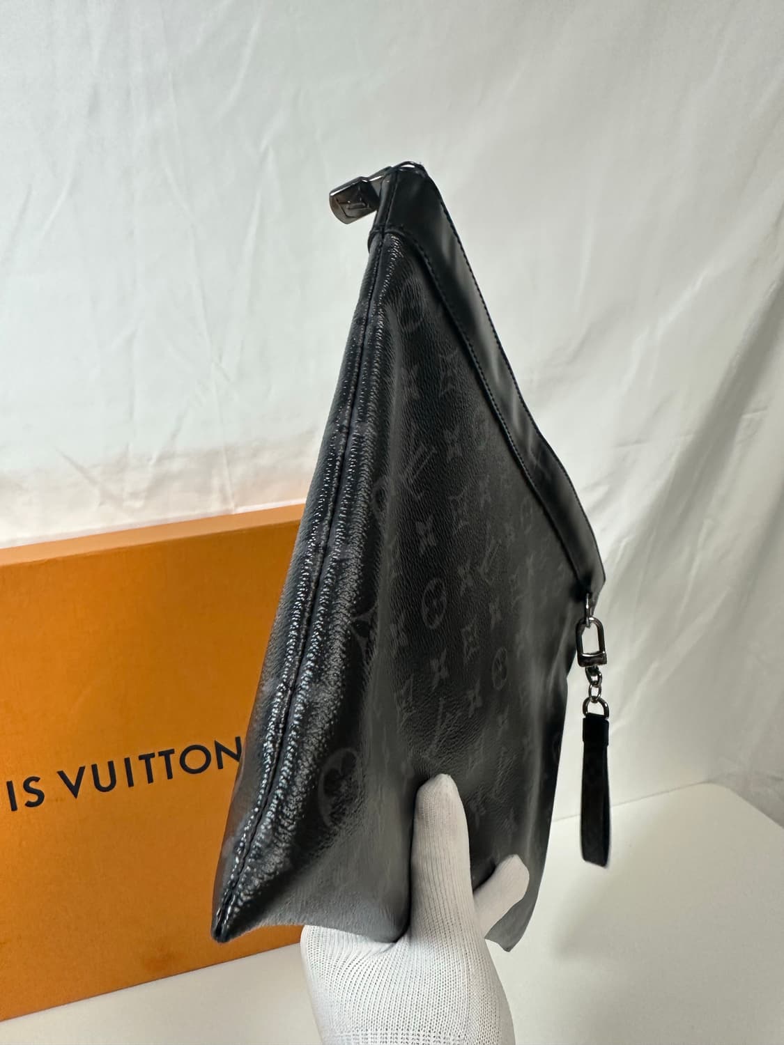 루이비통 디스커버리 클러치 + 드라곤느 키링 (GM/OS)  상품이미지3