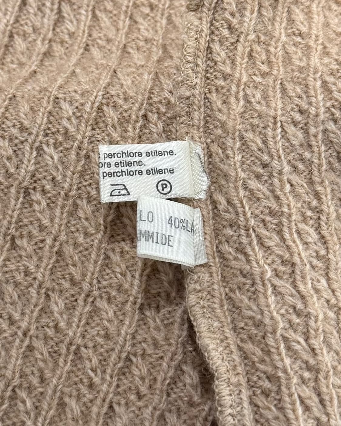 셀린느 베이지 금장 버튼 카라 롱 니트 가디건 상품이미지9