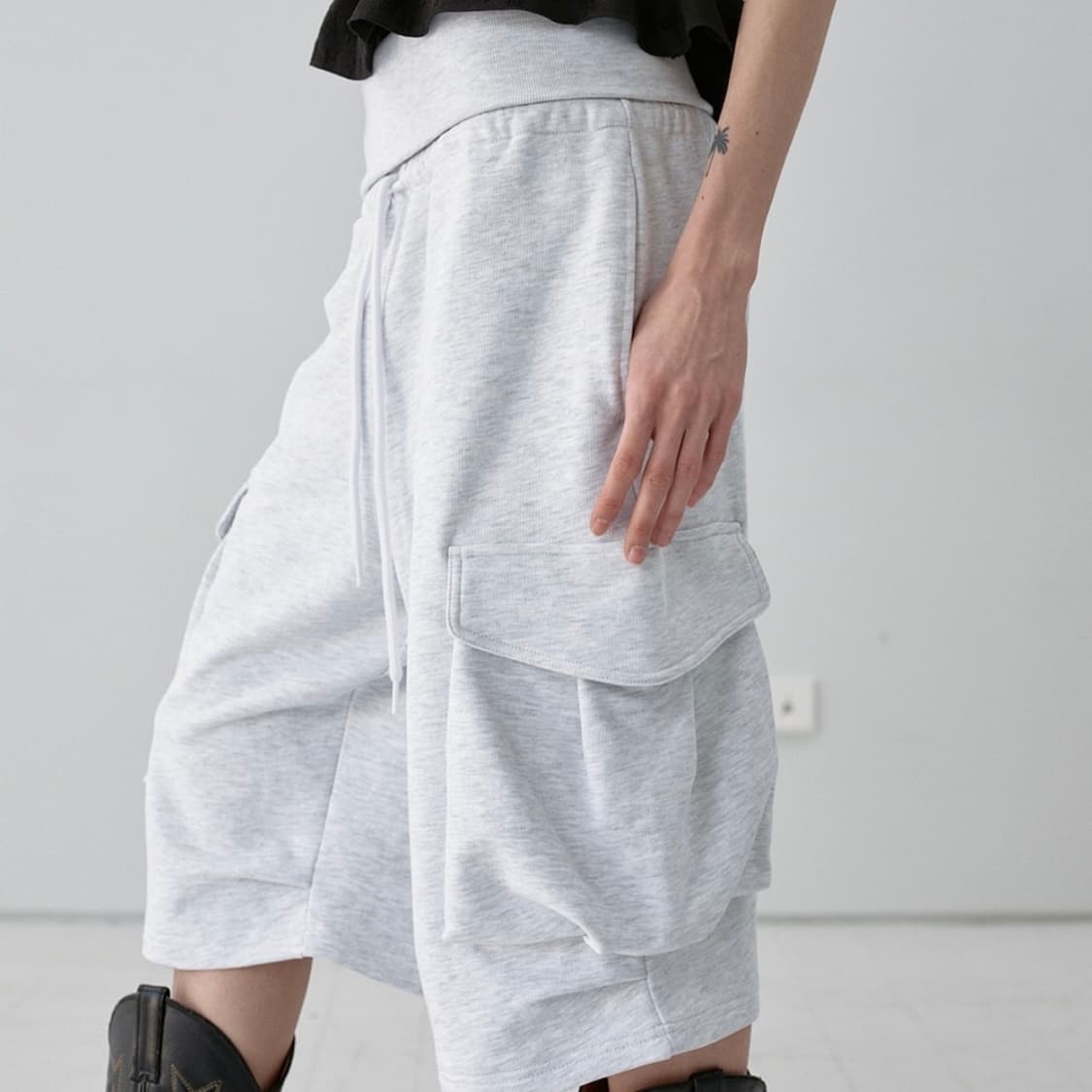FOLDOVER WAIST CARGO SHORTS MELANGE GRAY 상품이미지1