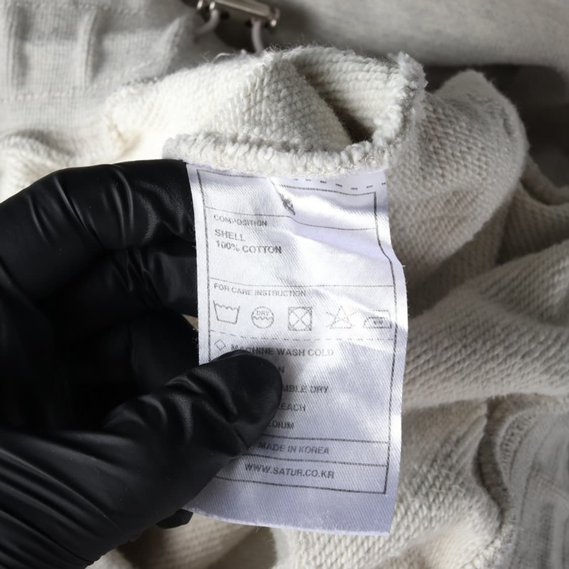 SATUR 미니 로고 자수 후드티  상품이미지6