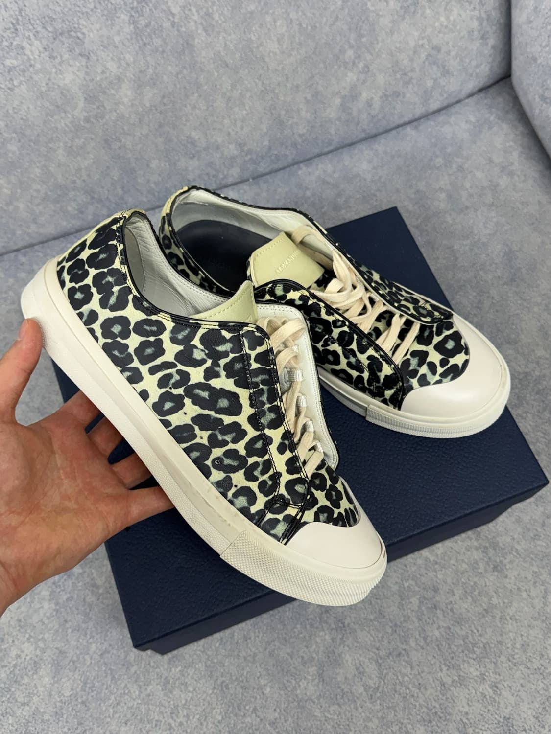 알렉산더 맥퀸 레오파드 남성 스니커즈 40 상품이미지1