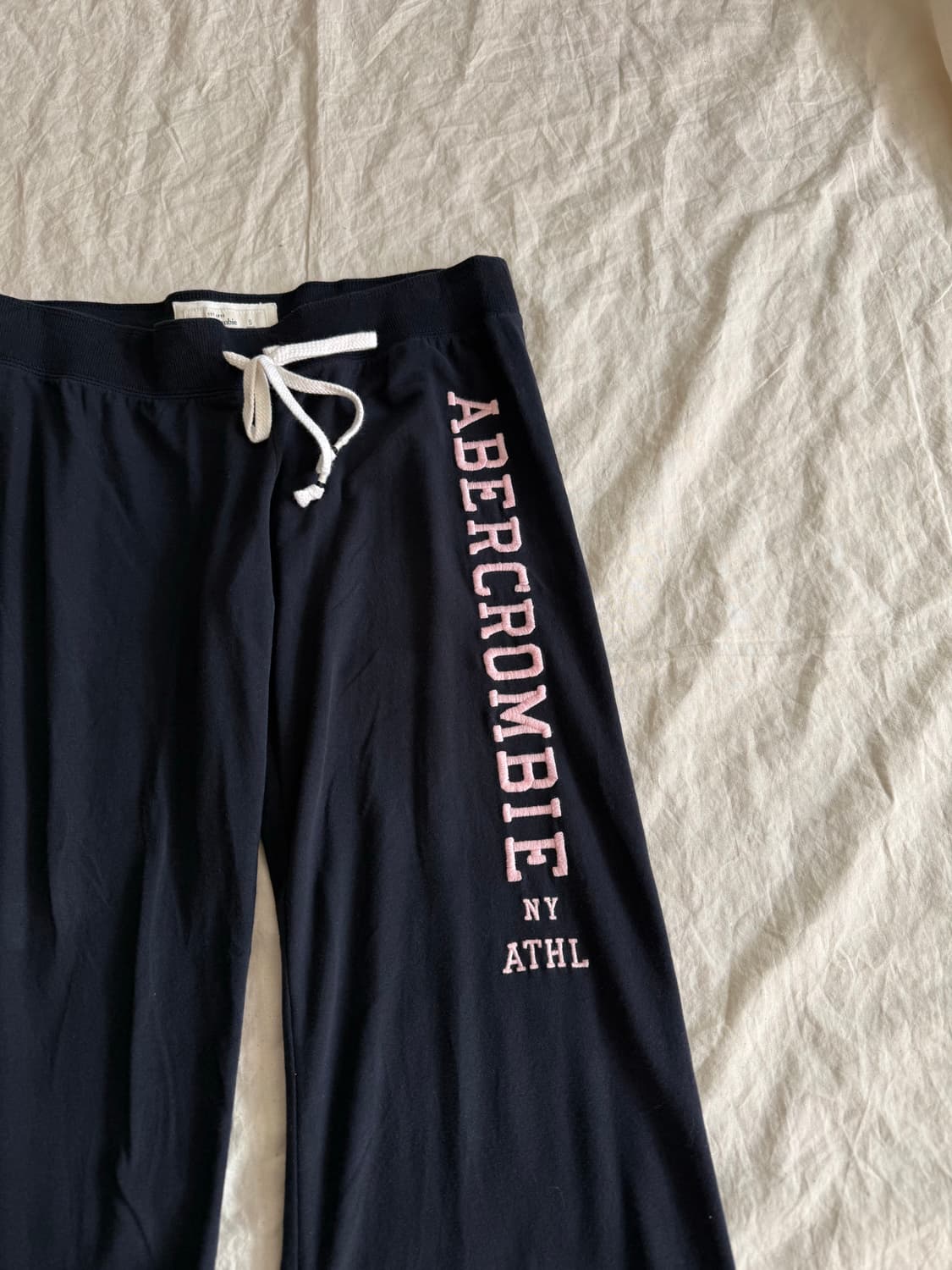 아베크롬비 딥 네이비 트레이닝 팬츠 상품이미지3