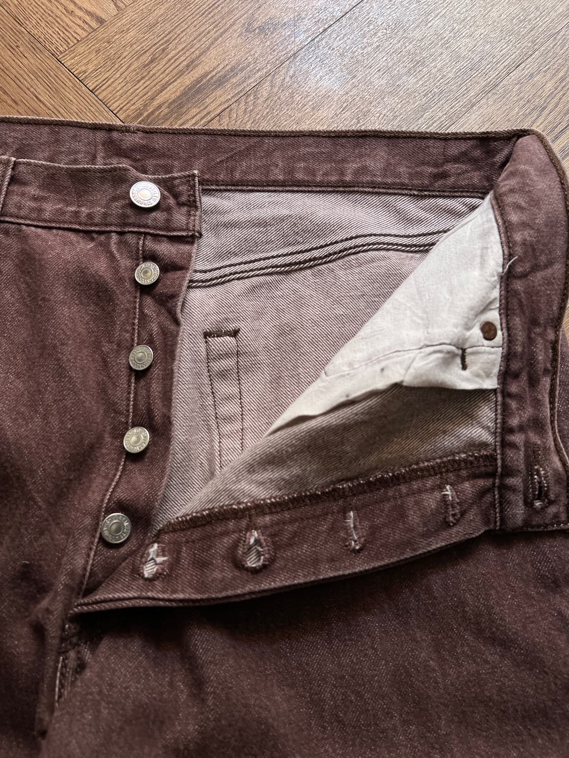 [36]리바이스 501 빈티지 워싱 다크브라운 데님 팬츠 상품이미지3