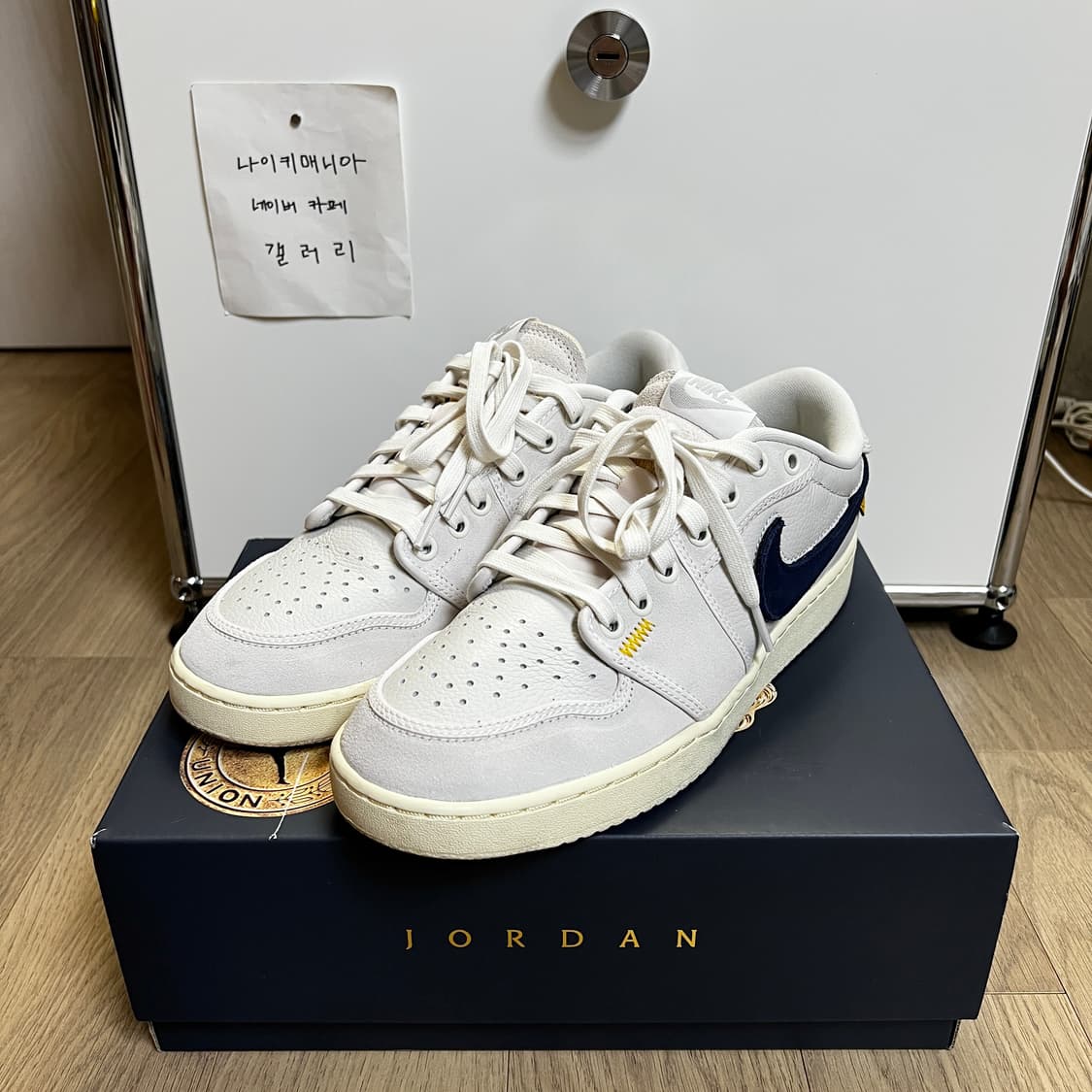 [275] 조던 1 × 유니온 KO 로우 세일 뉴트럴 그레이 상품이미지4