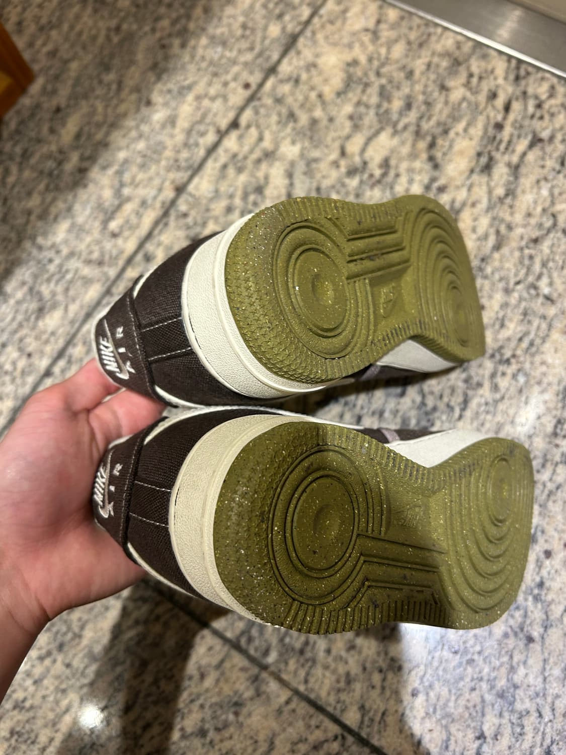 나이키 에어포스 1 '07 프리미엄 바로크 브라운 코코넛 밀크 상품이미지5