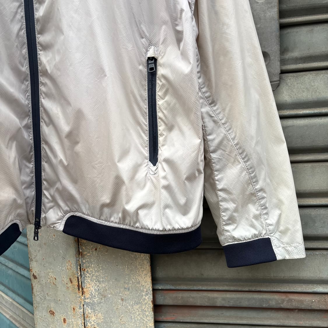 알마니 익스체인지 스트라이프 바람막이 상품이미지4