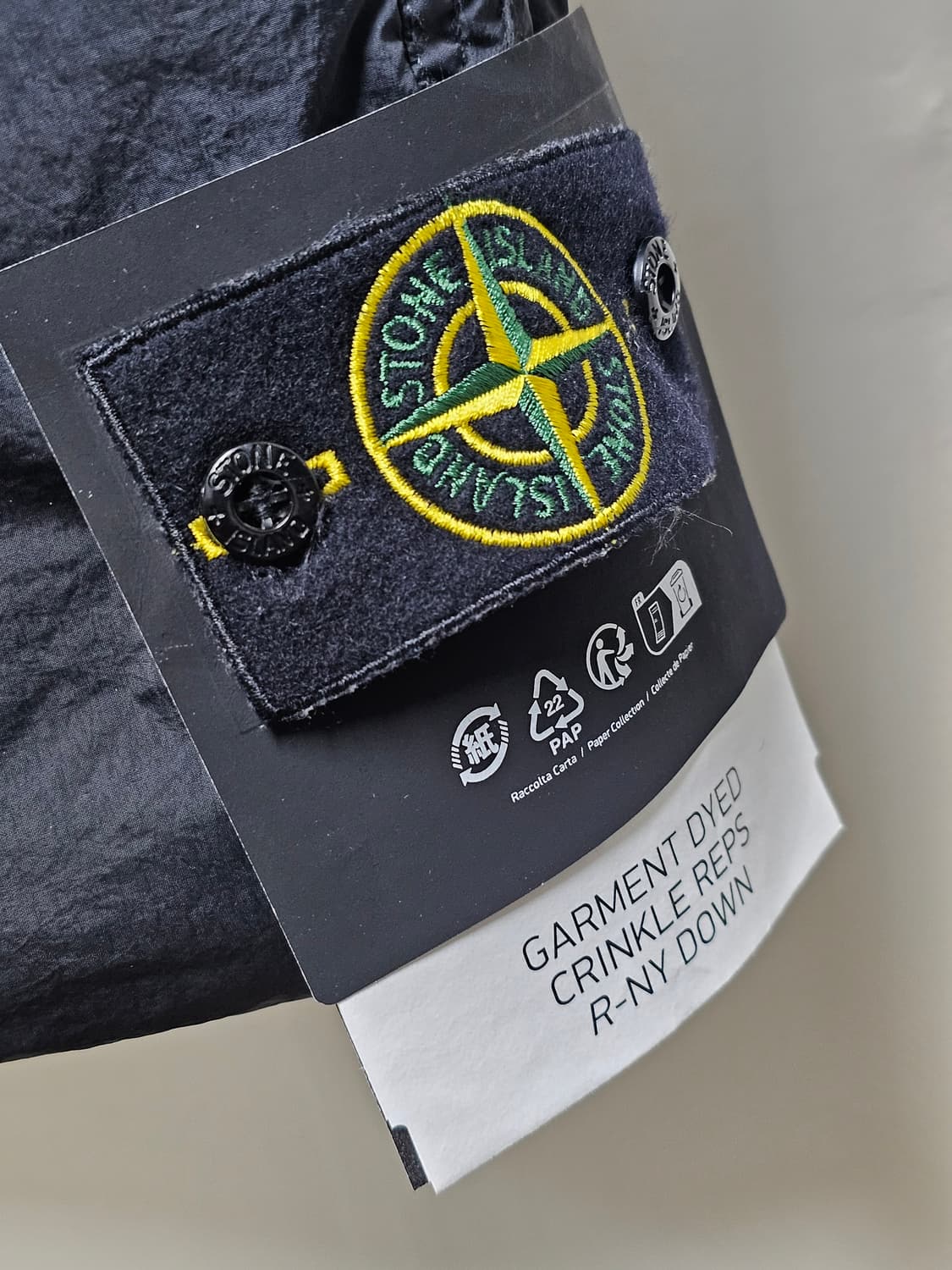 스톤아일랜드 크링클랩스 리사이클 나일론 다운 베스트 상품이미지3