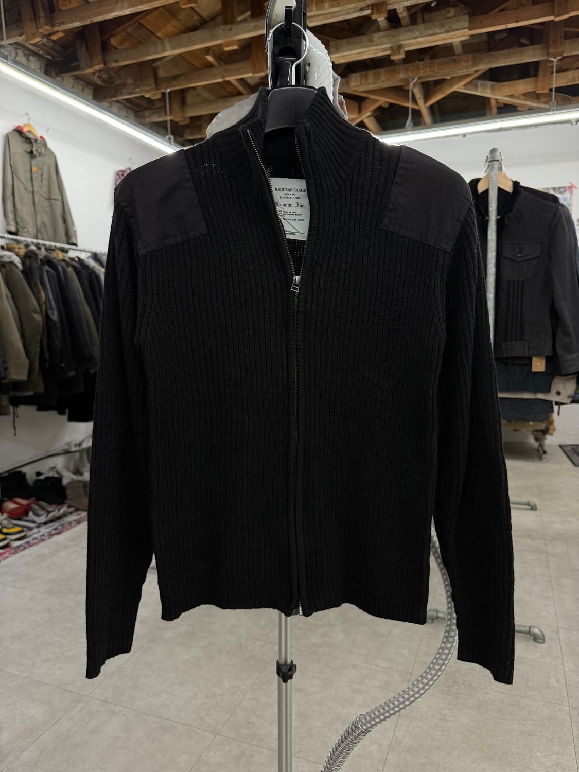 houston 코만도 니트집업 상품이미지1