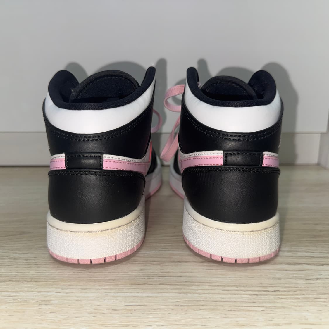 나이키 조던1 미드 라이트 아크틱 핑크 GS 230 상품이미지8