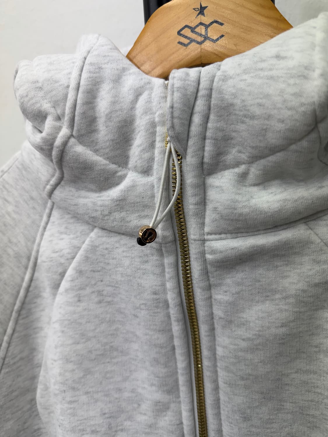 정품) 룰루레몬 애슬레저 기모 후드 집업 55-66 상품이미지3