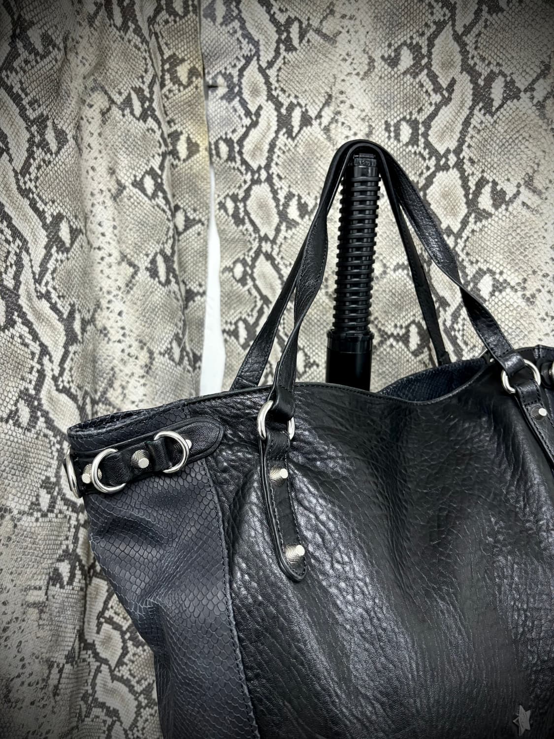 [00’s ASH 아쉬] Snake Pattern Buckle Detai 상품이미지10