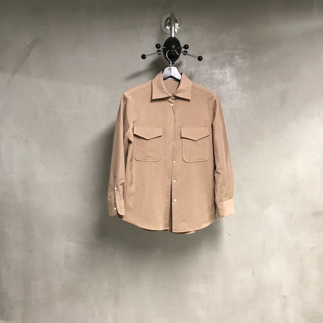 프라다 셔츠 베이지 42 상품이미지1