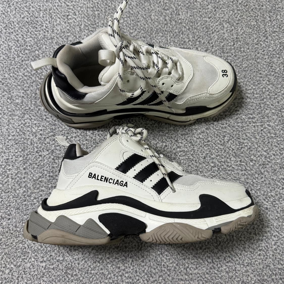 발렌시아가 x 아디다스 트리플S 250 상품이미지5