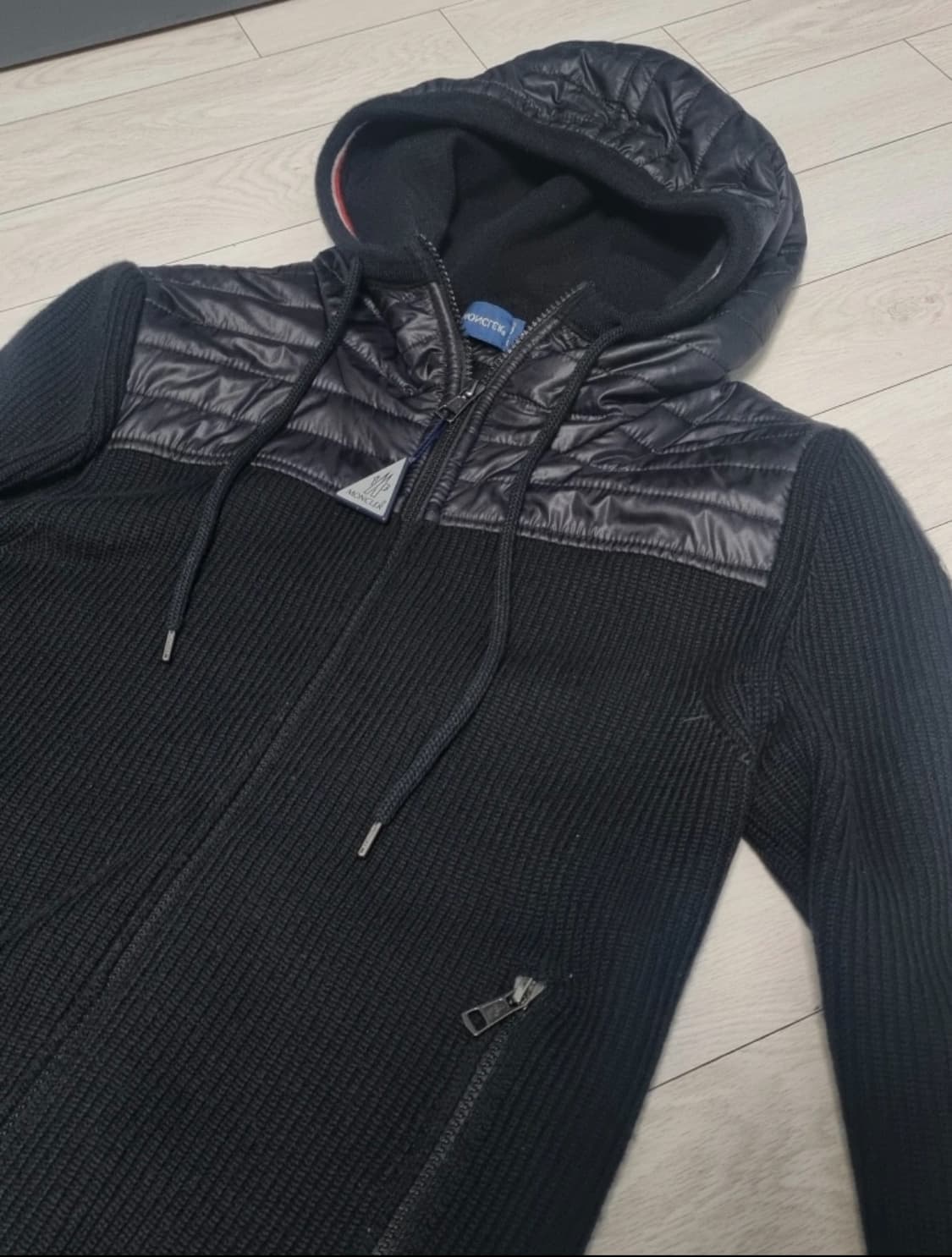 몽클레어 니트패딩 상품이미지1