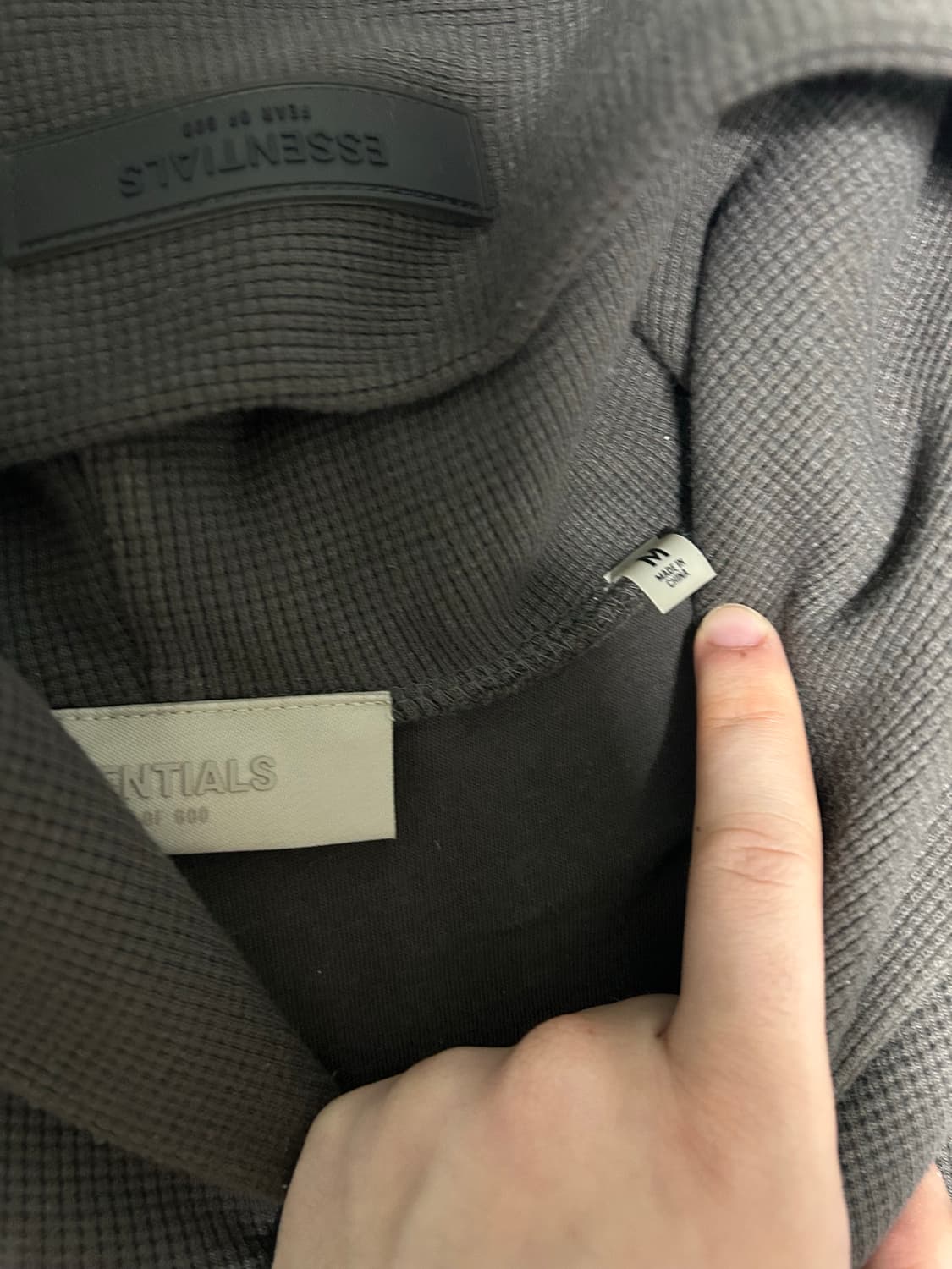 에센셜 와플 래글런 후드 오프 블랙 m사이즈 상품이미지5