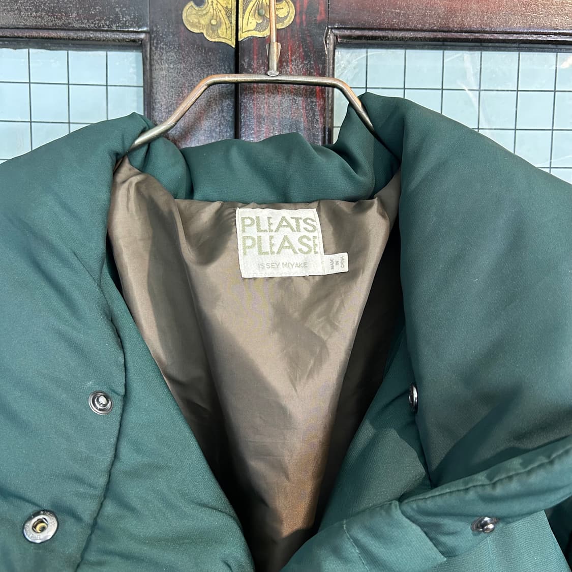 이세이 미야케 pleats please 컨버터블 후디드 다운 코트 상품이미지5