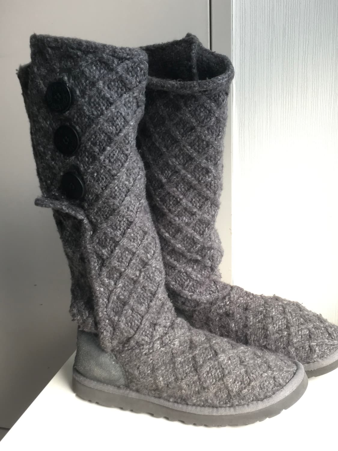 어그 카디 니트 부츠 차콜 상품이미지4