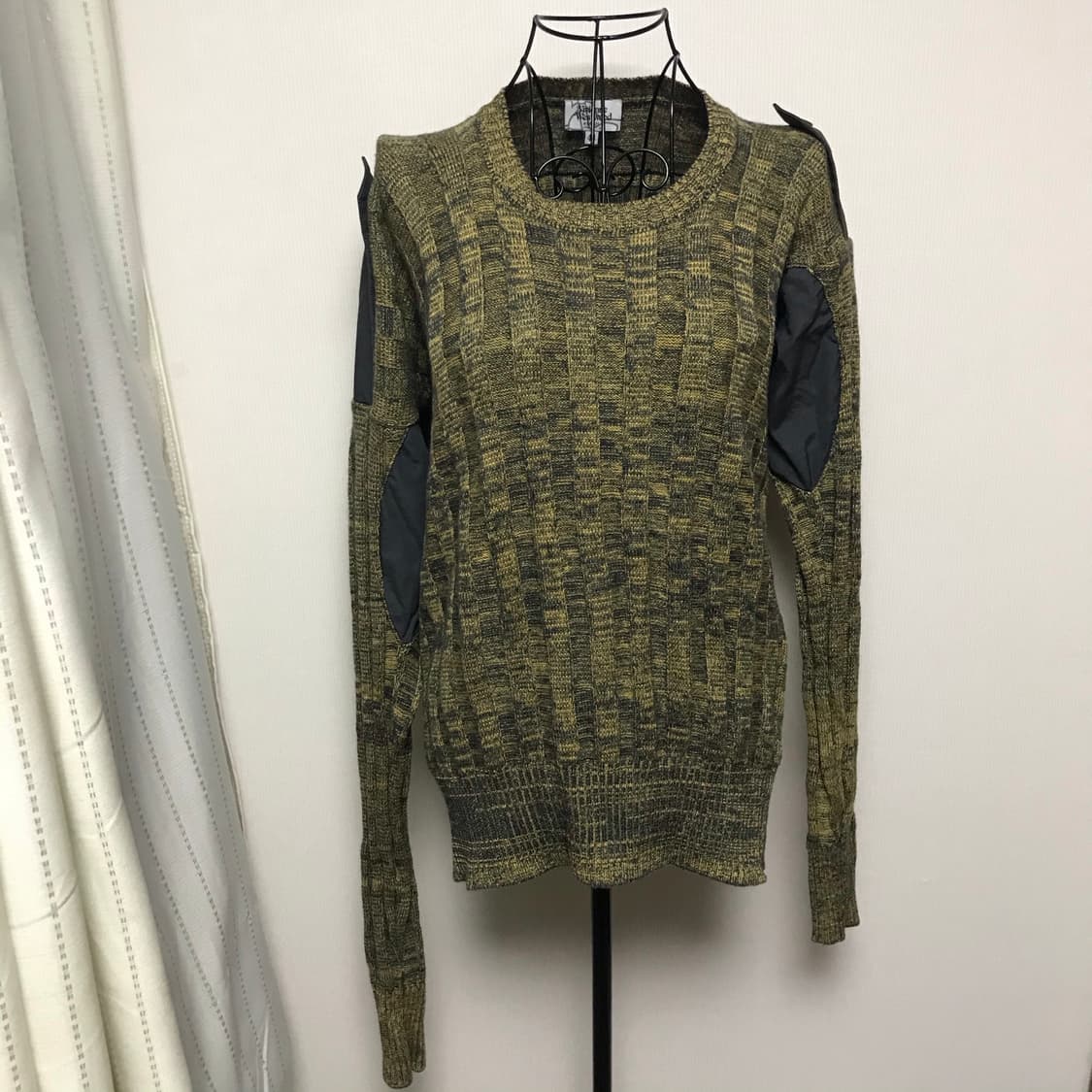 비비안웨스트우드 MAN 언밸런스 니트 상품이미지1