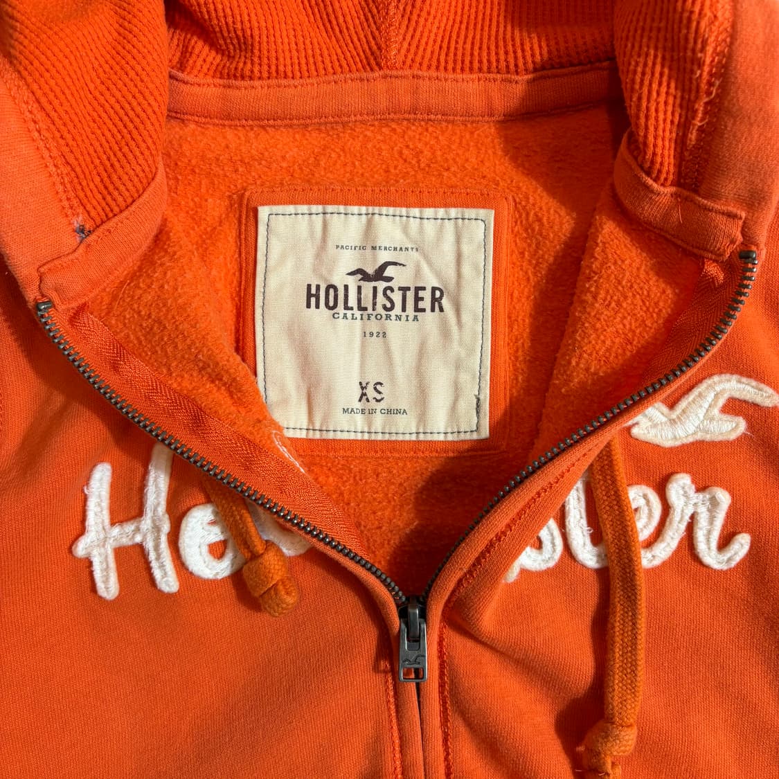 홀리스터 로고 자수 오렌지 후드집업 상품이미지3