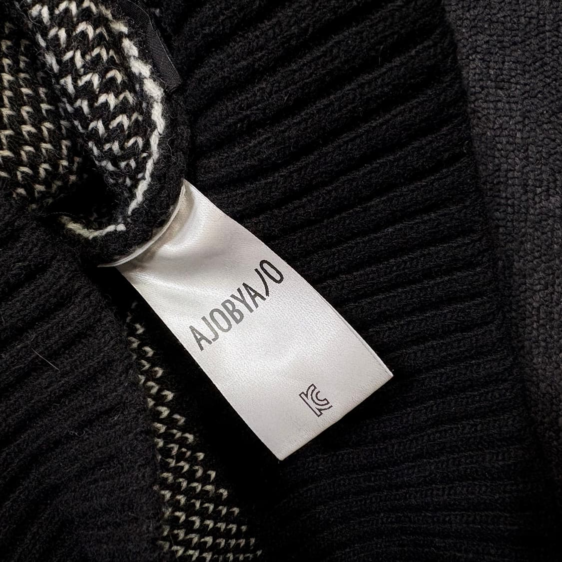 Ajobyajo 블랙 레터링 니트 L 상품이미지6