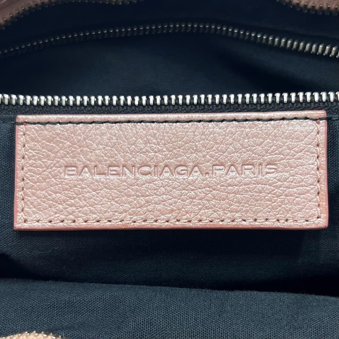 발렌시아가 모터백 시티백 펄 핑크. 르시티 상품이미지7