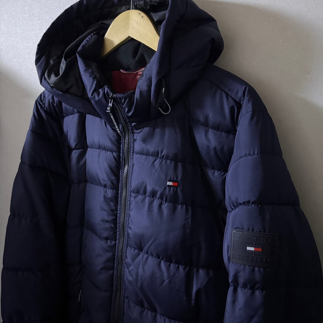 타미힐피거 네이비 후드 패딩점퍼 M (105정도) 상품이미지2