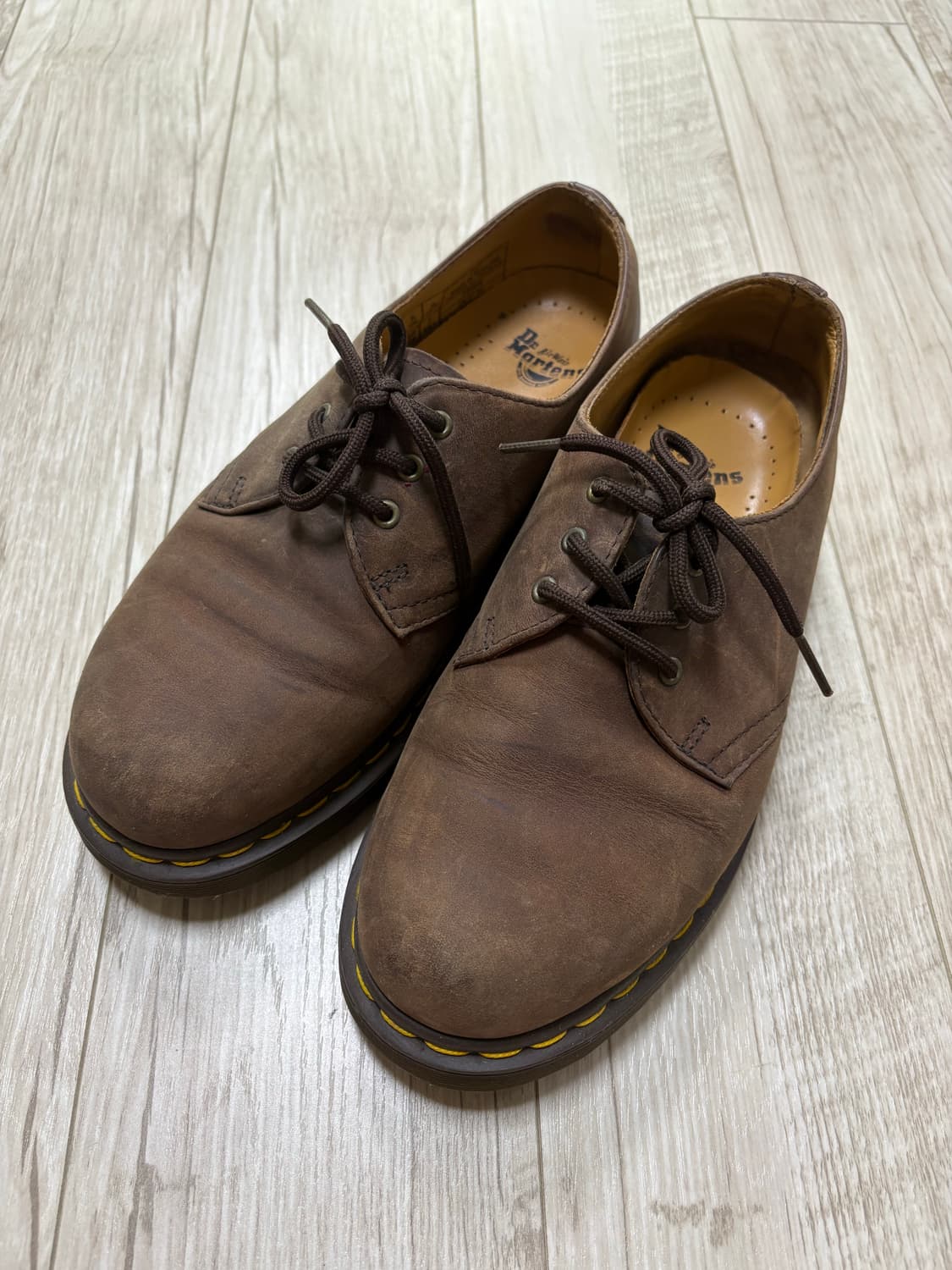 닥터마틴 1461 3홀 크레이지홀스 240 상품이미지1