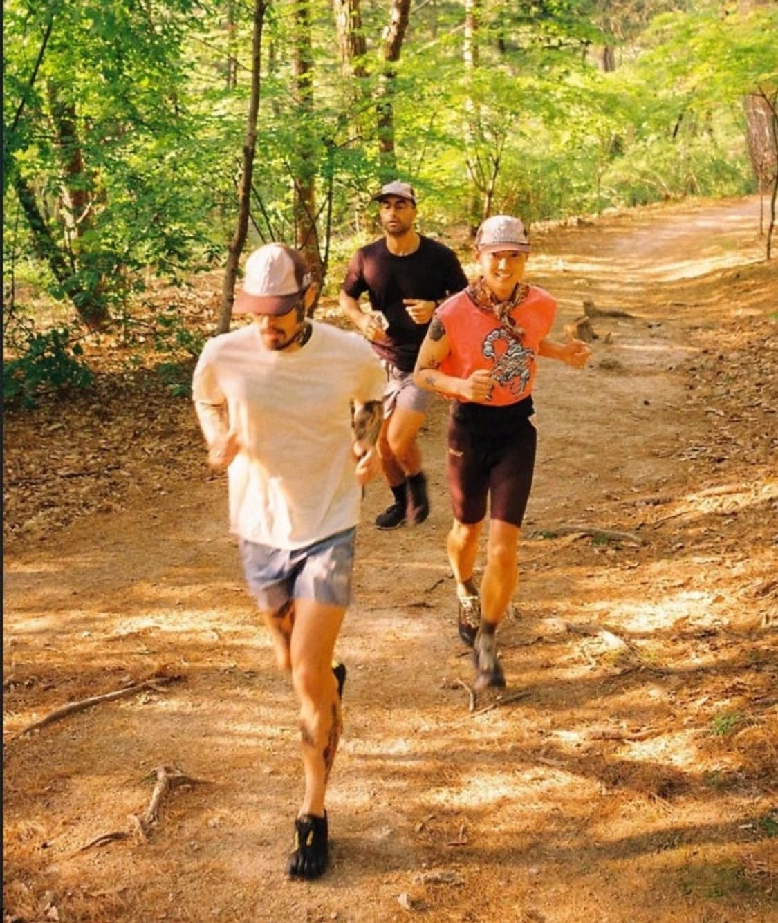 알렉스 조노 x 우즈 뉴 패스 어웨이트 트러커 햇 베이지 상품이미지1