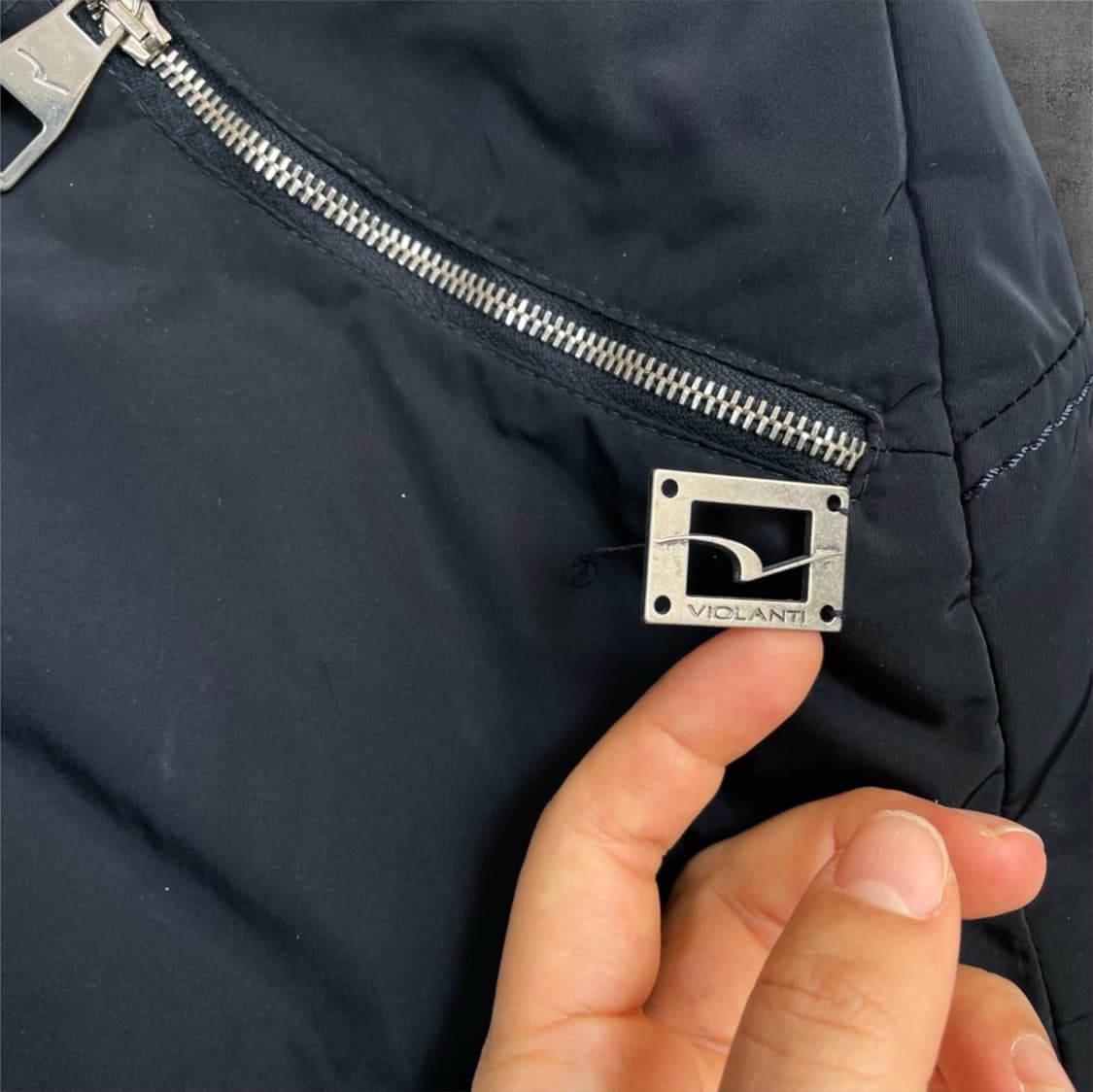비올란티 Violanti 딥네이비 하이넥 더블버튼 다운 패딩 자켓 42 상품이미지5