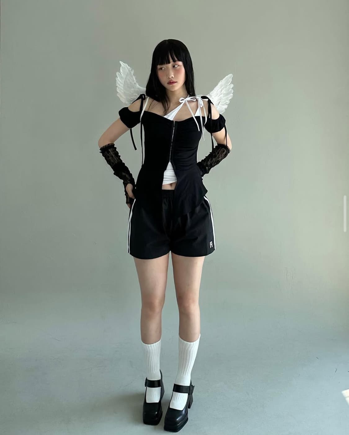 Tinkerbell Hook shirring SUMMER Blouse 상품이미지1